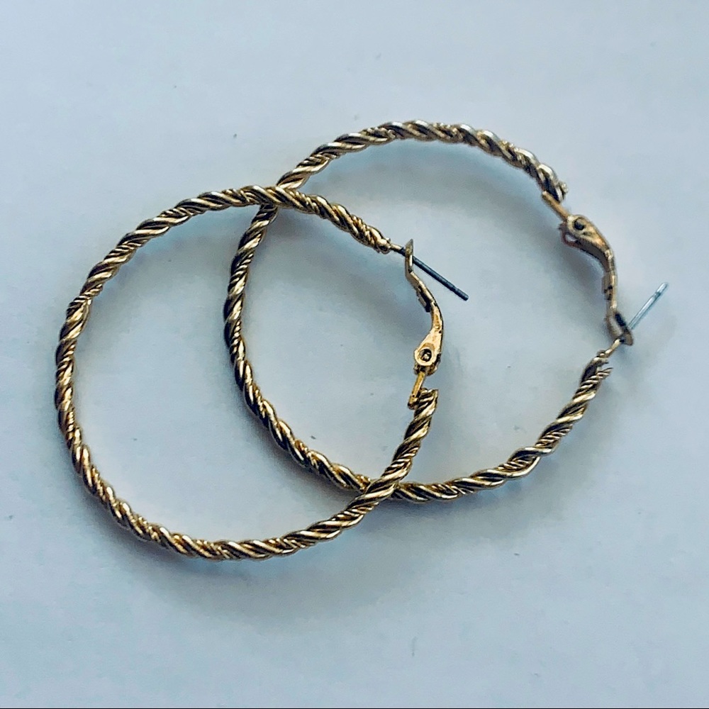 Twisted gold hoops